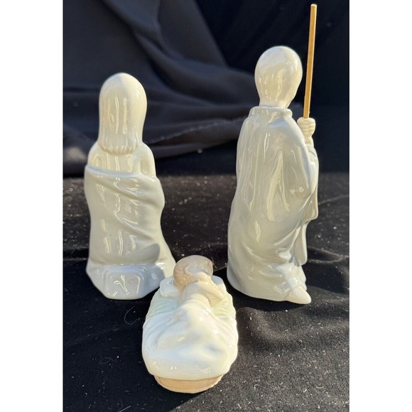 Cream & Blue Hummel Nativity Set 5" Scene 3 Piece Set Porcelain Baby Jesus -S86 - Picture 6 of 13